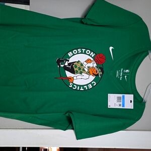 Celtics tshirt